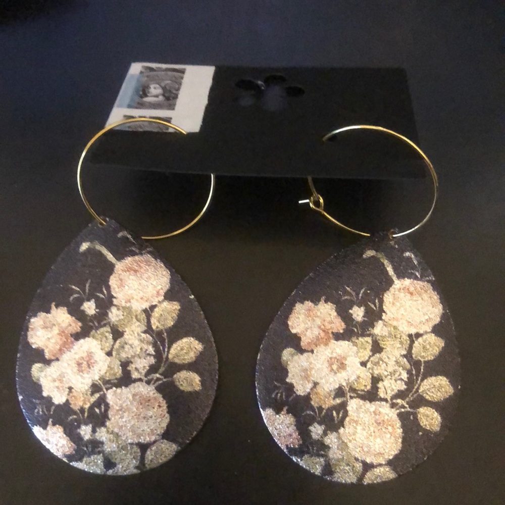 Vintage Creped Floral Silver Earrings